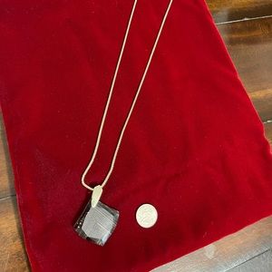 Kendra Scott , perfect for fall weather.